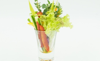 ОВОЩНОЙ ШОТ В СОУСЕ ПЕСТО